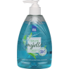 Me too Blue liquid soap with antibacterial additive and tea tree oil. It is designed for everyday use. It gives a feeling of cleanliness and freshness.